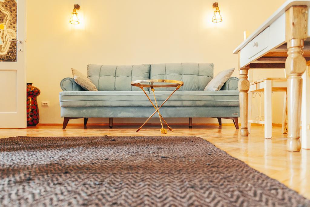 Artsy Old Town Apartment 부쿠레슈티 외부 사진